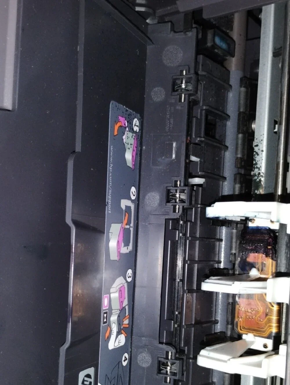 HP DeskJet 1000 Black and Gray Inkjet Printer
